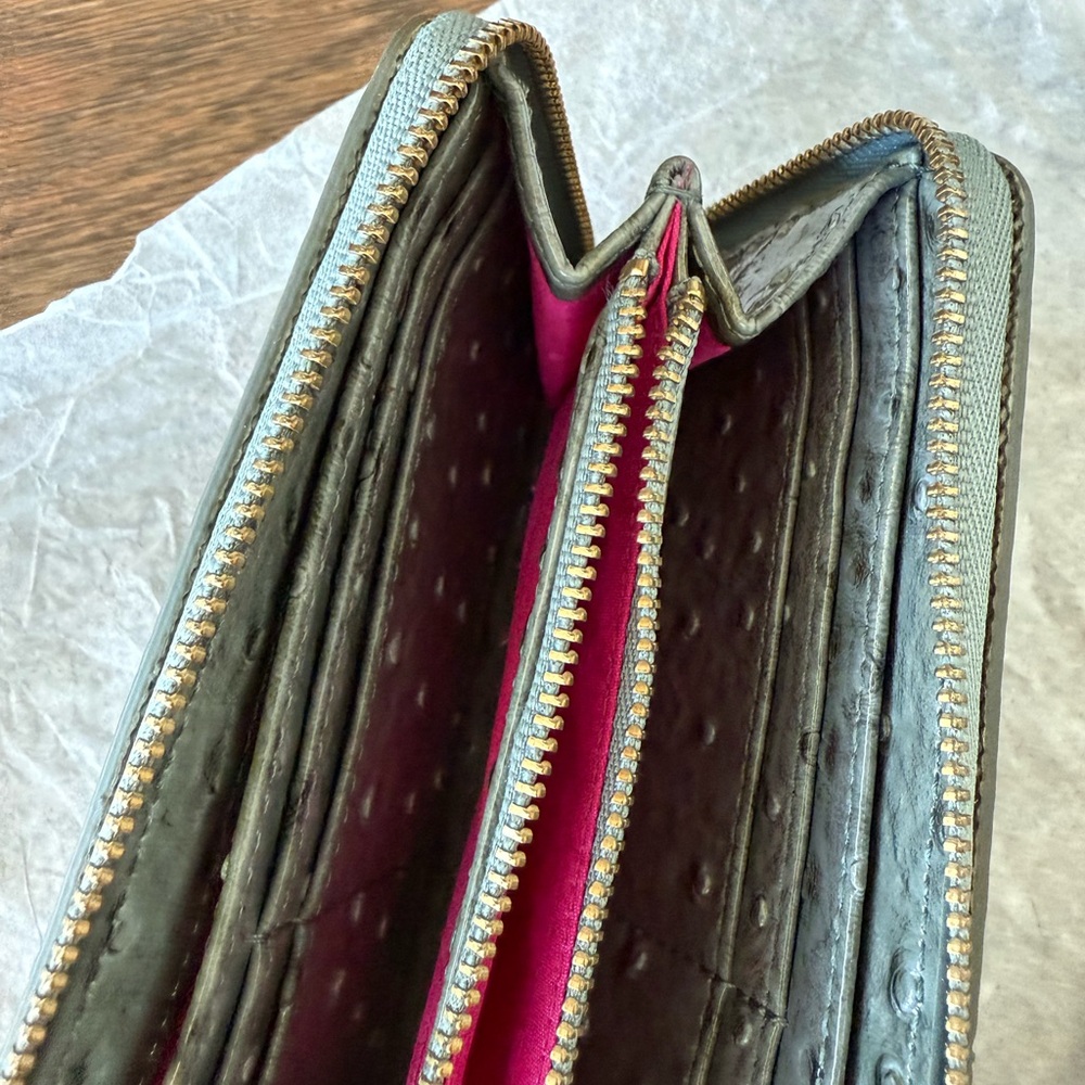 NWT Marc Jacobs Ostrich Zip Around Wallet - Gray / Pink - Picture 7 of 9